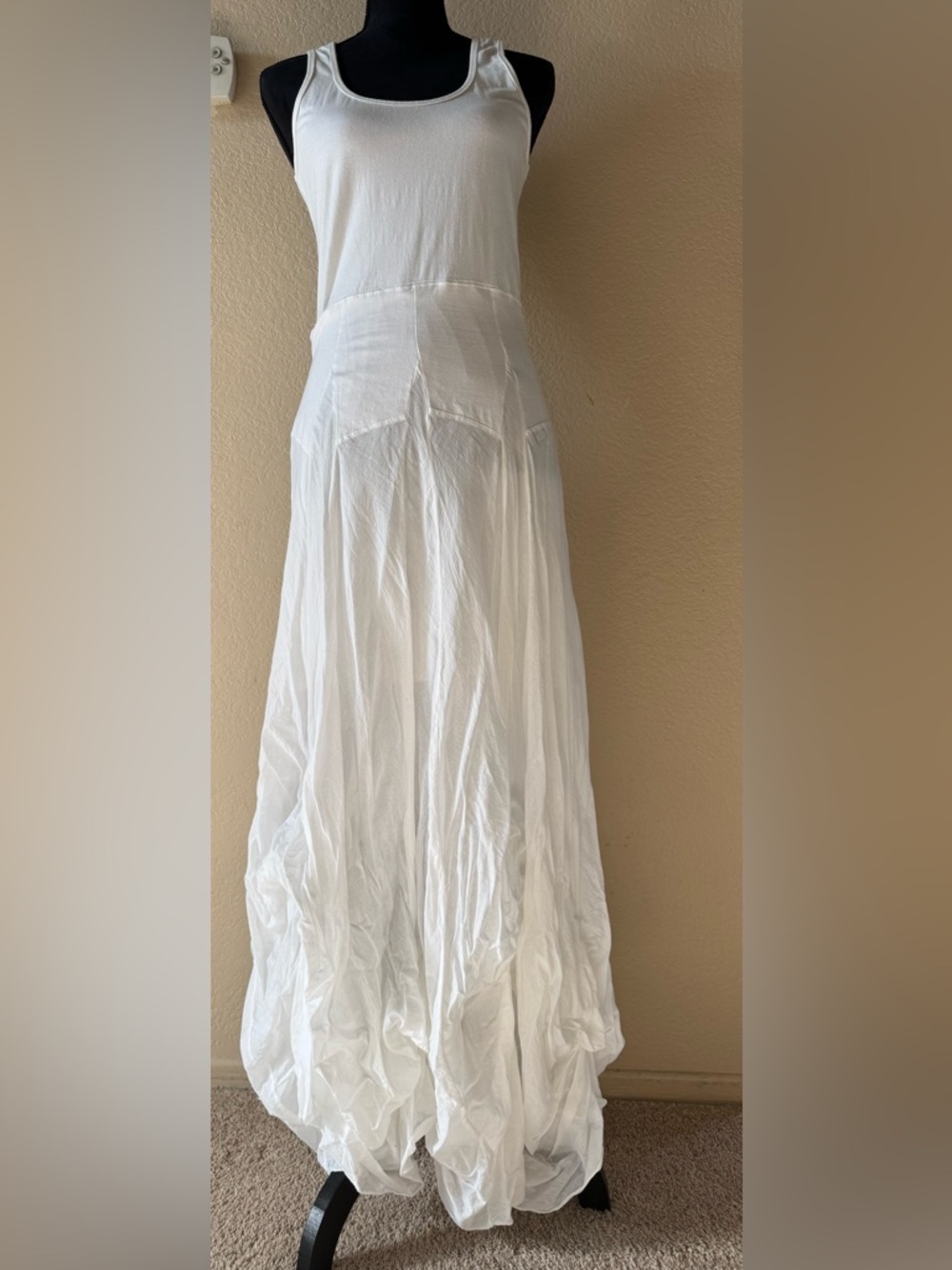 Solitaire White Maxi dress with Flowing Gathered Hem size M